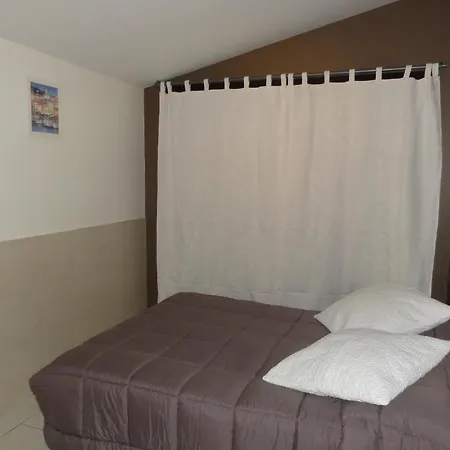 L'hacienda Hotel Chateauneuf-les-Martigues